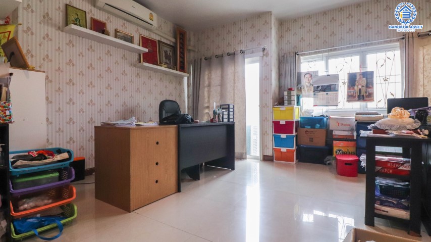 *****ทาวน์โฮมมือสอง ม. โฮมอินทาวน์ พหลโยธิน 73 ทาวน์โฮม3ชั้นที่สามารถทำเป็นโฮมออฟฟิศได้ บนเนื้อที่ 20 ตร.ว.  ฟังก์ชัน 3 ห้องนอน 2 ห้องน้ำ 2 ที่จอดรถ บนทำเลที่ดี เชื่อมต่อถนน รามอินทรา, พหลโยธิน, สายไหม ใกล้รถไฟฟ้าและทางด่วน